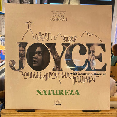 JOYCE WITH MAURICIO MAESTRO <br> NATUREZA