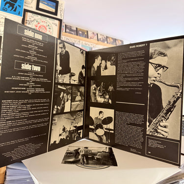 BABS ROBERT <br> & THE LOVE PLANET