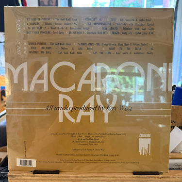 RAY WEST <br> MACARONI RAY